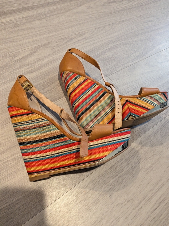 Steve Madden Shoes - Steve Madden Women's Tan Multi-Stripe Wedge Sandals
